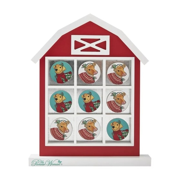 ♥️ New The Pioneer Woman Holiday Barn MDF Tic-Tac-Toe Game - Picture 4 of 9